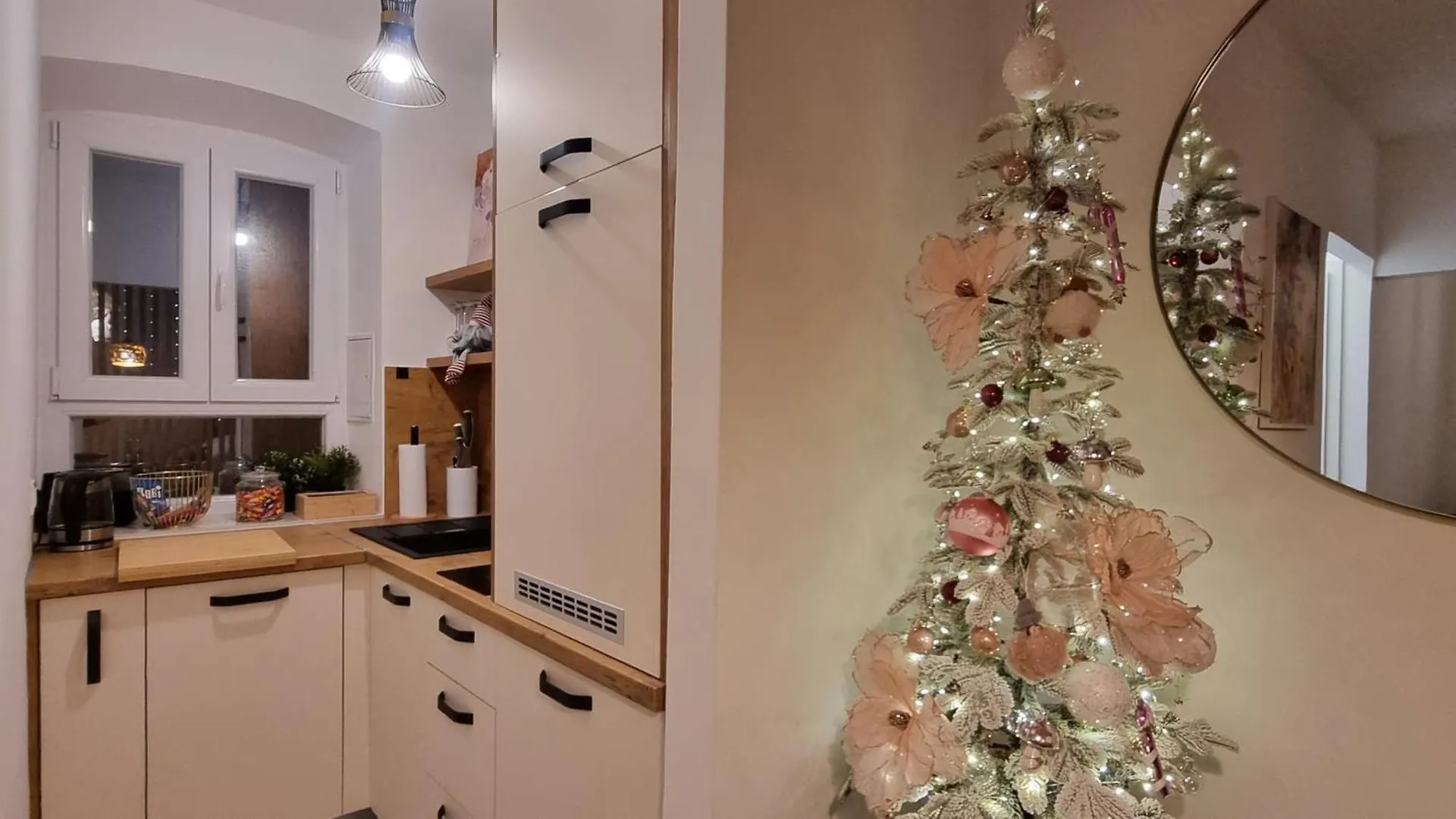 Apartman Charming Studio Apt In City Center
